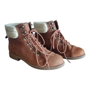 Deryn‎ Natural Cliffs by White Mountain Womens Beige Ankle Boots size 9 W Hiking